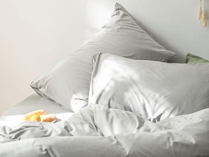 Winter is here, what kind of bedding should we choose?
