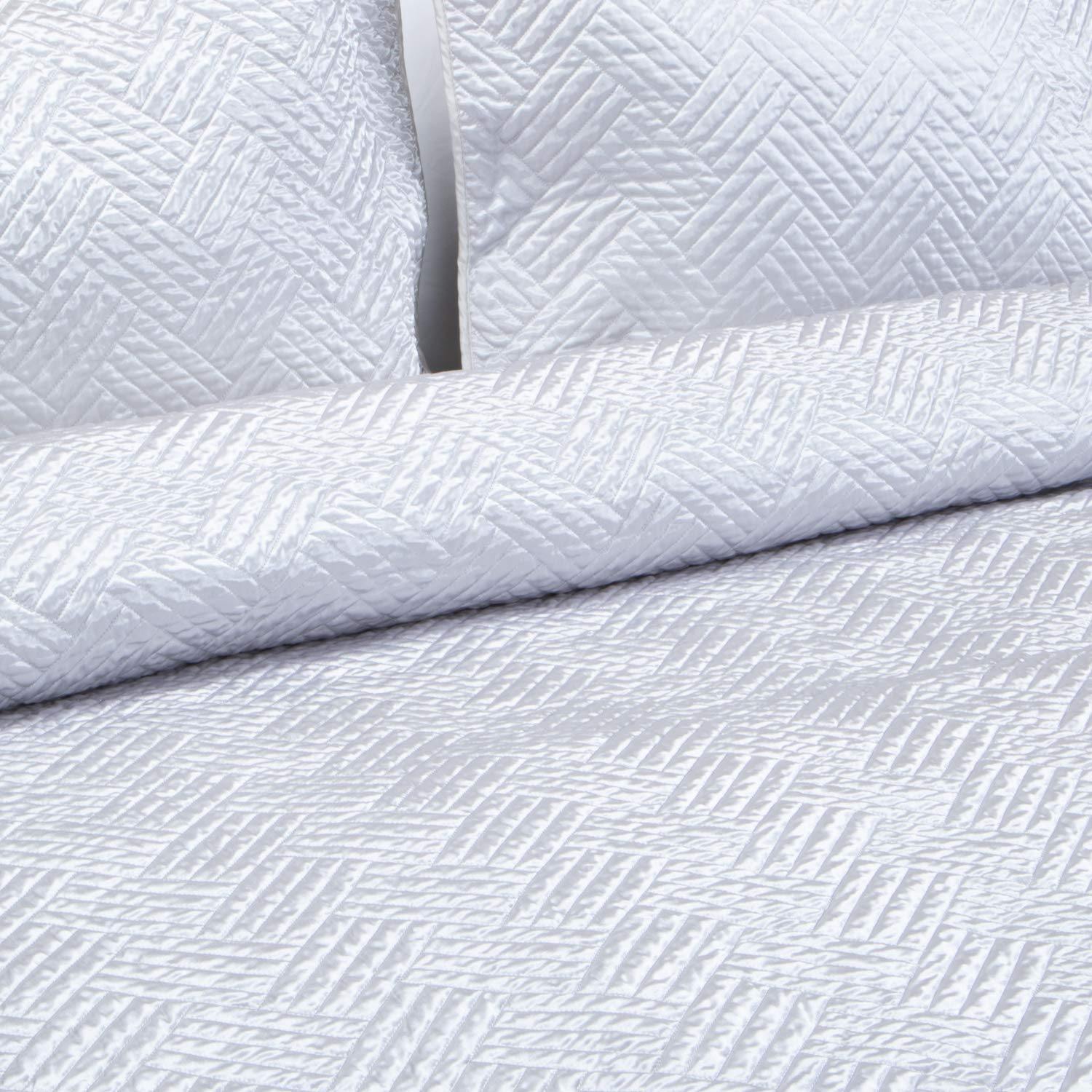 NTBAY 2/3 Piece Geometric Pattern Satin Quilt Coverlet Bed Set - NTBAY