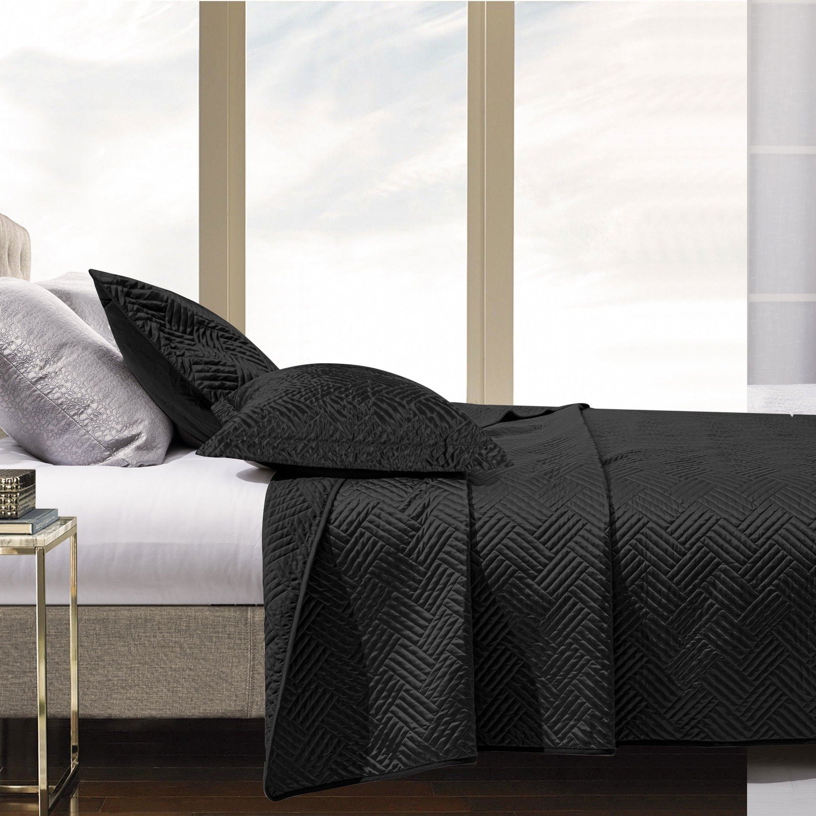 NTBAY 2/3 Piece Geometric Pattern Satin Quilt Coverlet Bed Set - NTBAY
